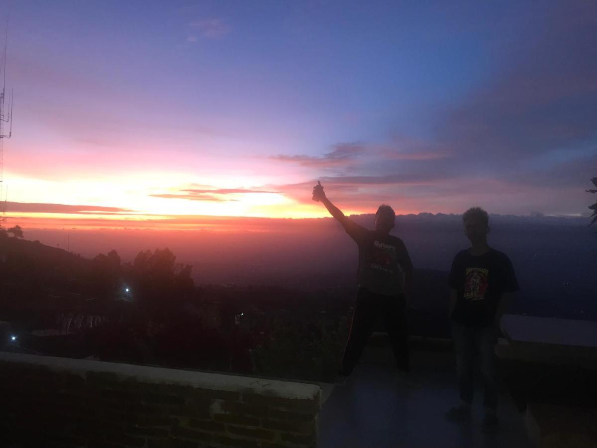 De Villa Cetho Karanganyar  外观 照片